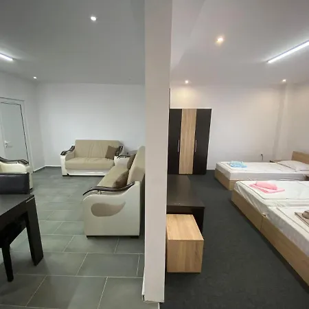Hotel Asq *