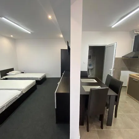 Asq Hotel